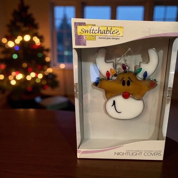 Switchables Stained Glass Night Light Cover Reindeer Vintage 2005 Christmas EUC - Picture 1 of 3